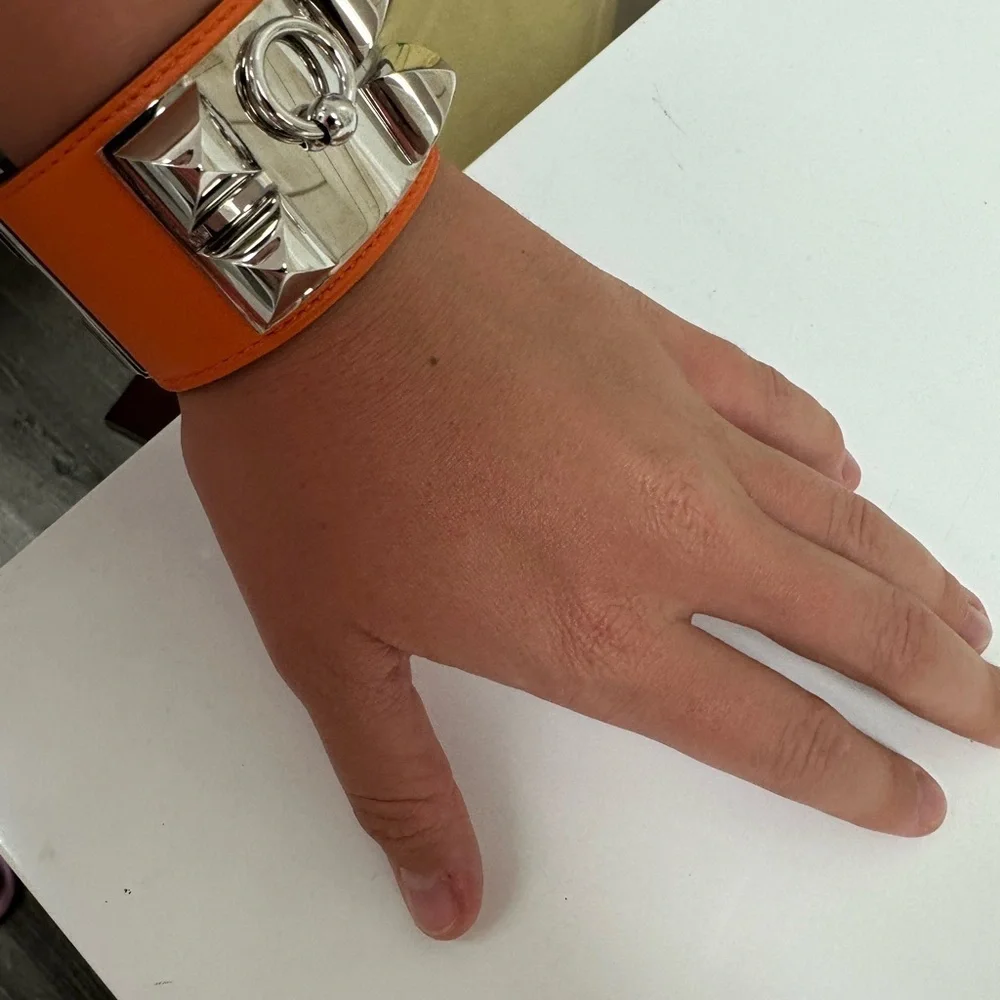 Hermès Collier de Chien (CDC) Wide Leather Cuff Bracelet – Orange